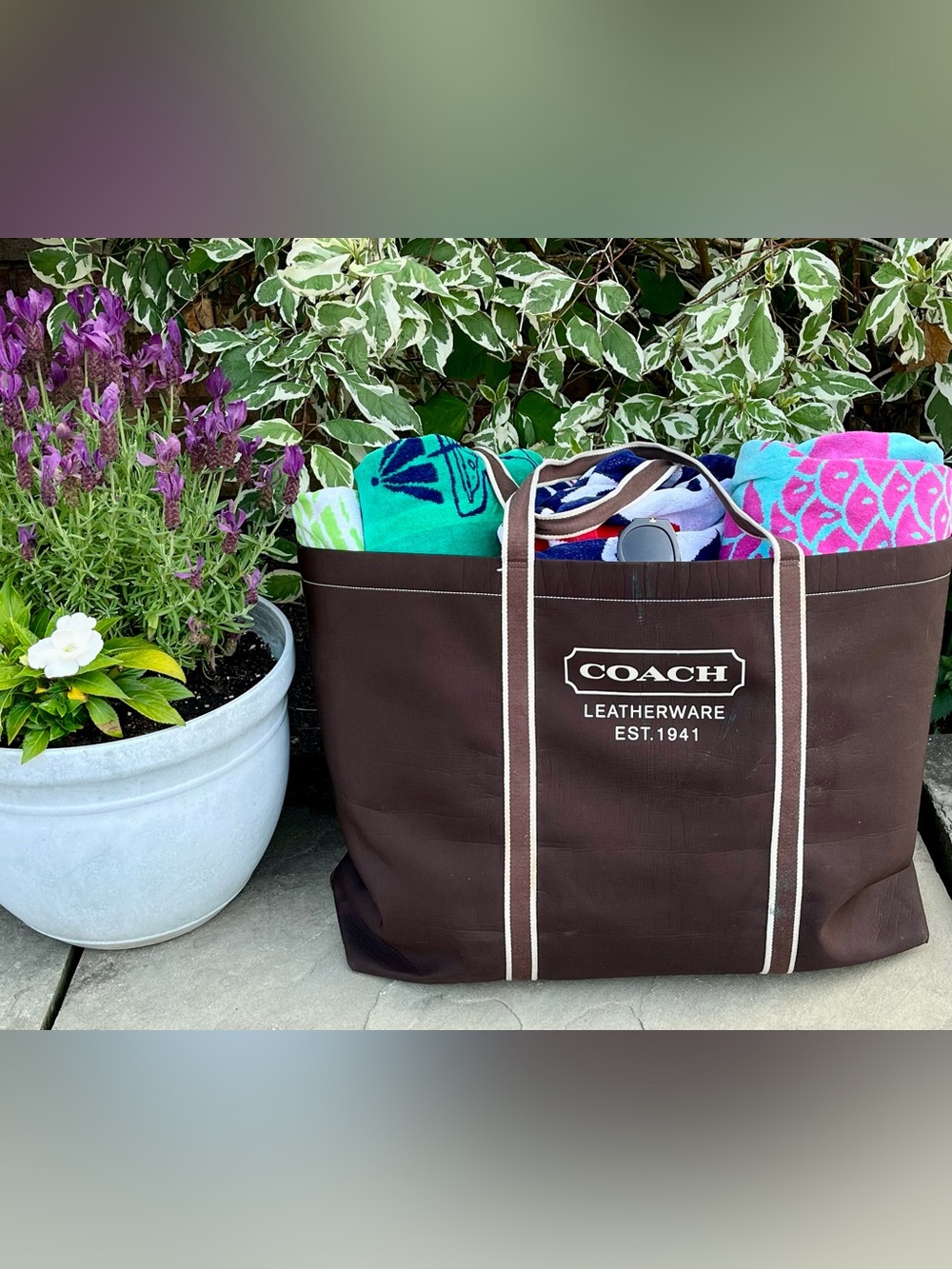 👜 COACH Extra Large Brown Canvas Tote Bag Beach Pool Travel Weekender